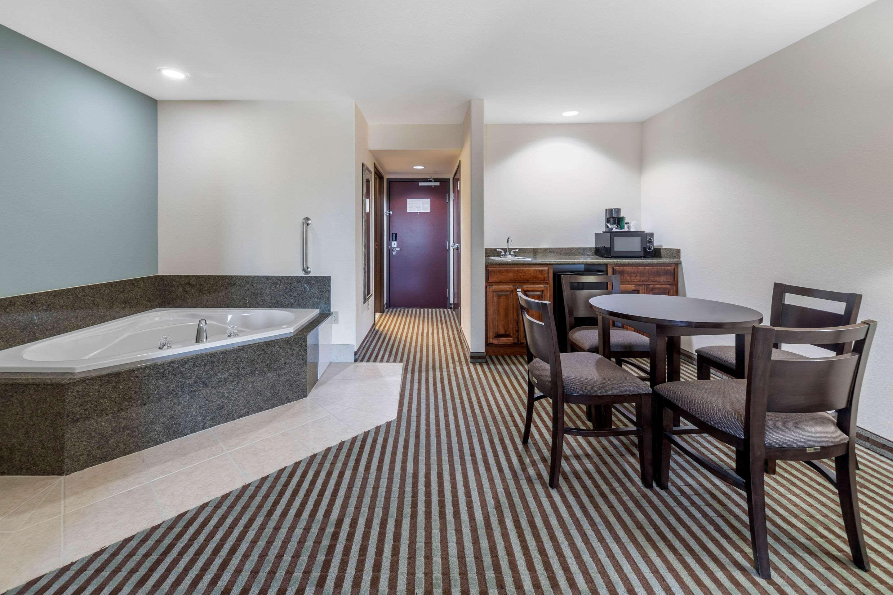 Comfort Inn & Suites Perry I-35 Zewnętrze zdjęcie